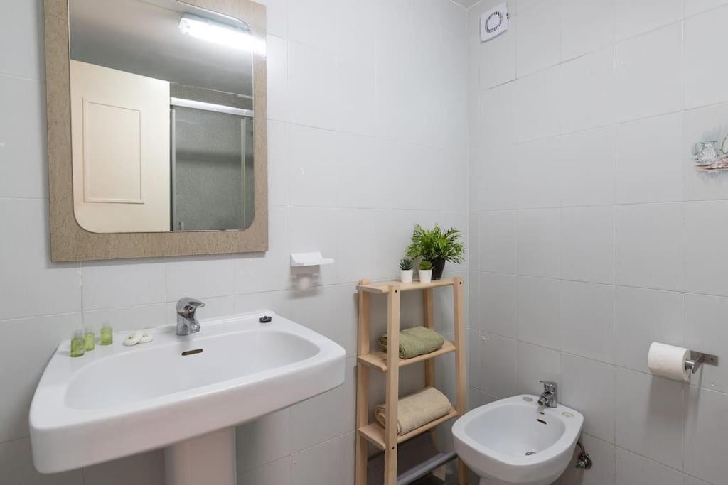 Apartamento Fuengirola Beach Lägenhet Exteriör bild